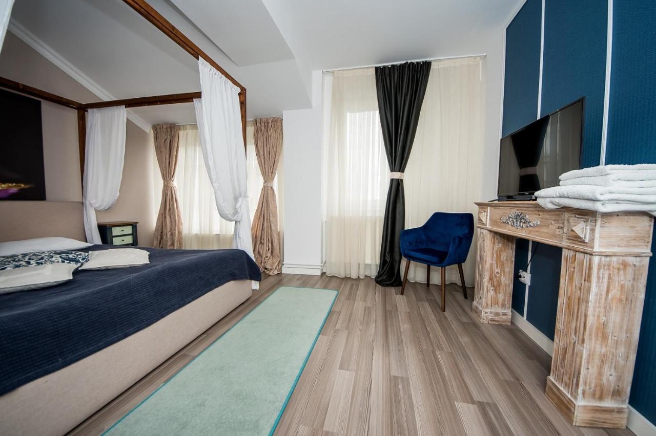 Hotel Jolie Apartments Galaţi Екстериор снимка
